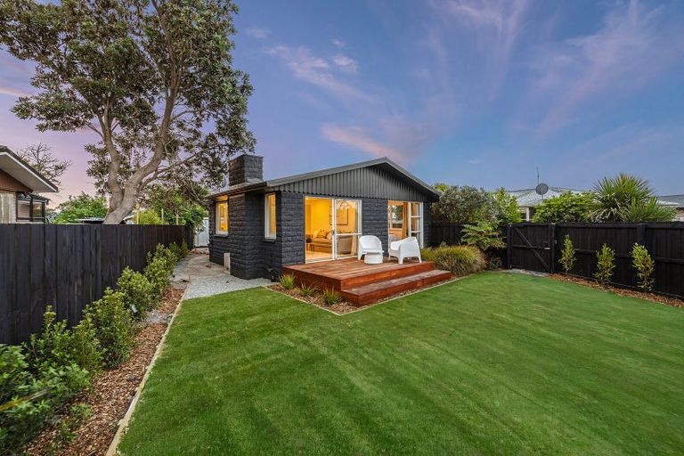 Photo of property in 1/775 Main North Road, Belfast, Christchurch, 8051