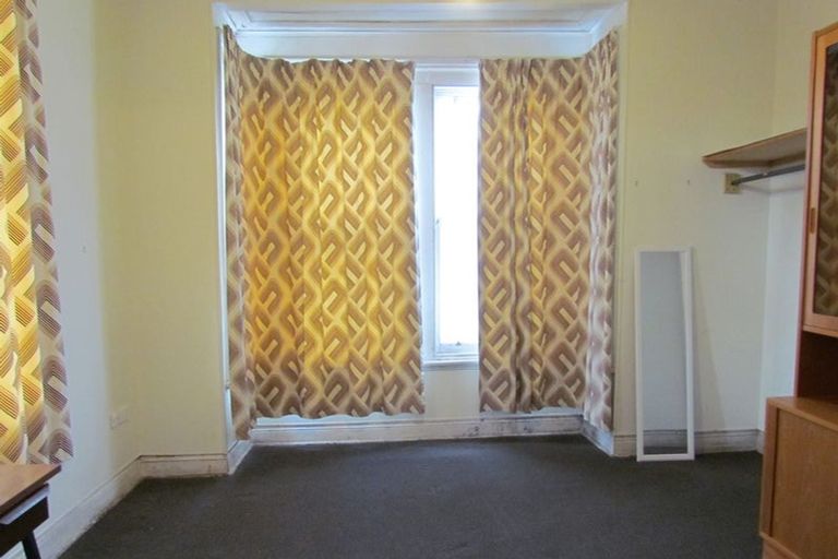 Photo of property in 5 Hyde Street, North Dunedin, Dunedin, 9016
