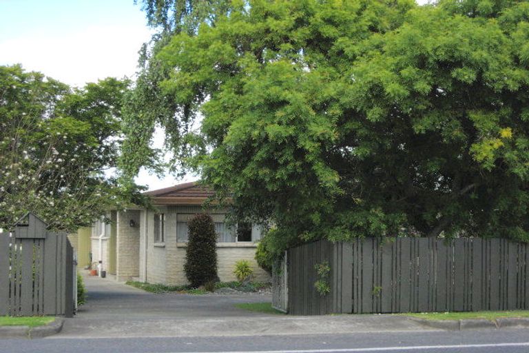 Photo of property in 1-3 Cross Street, Drury, 2113