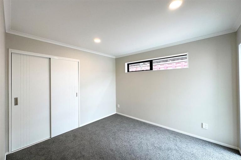 Photo of property in 22 Combat Street, Papakura, 2110