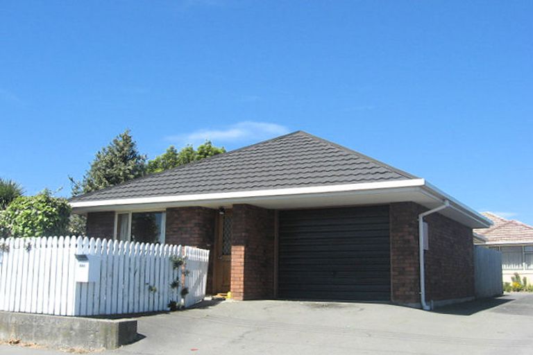 Photo of property in 2/104 Bassett Street, Burwood, Christchurch, 8083