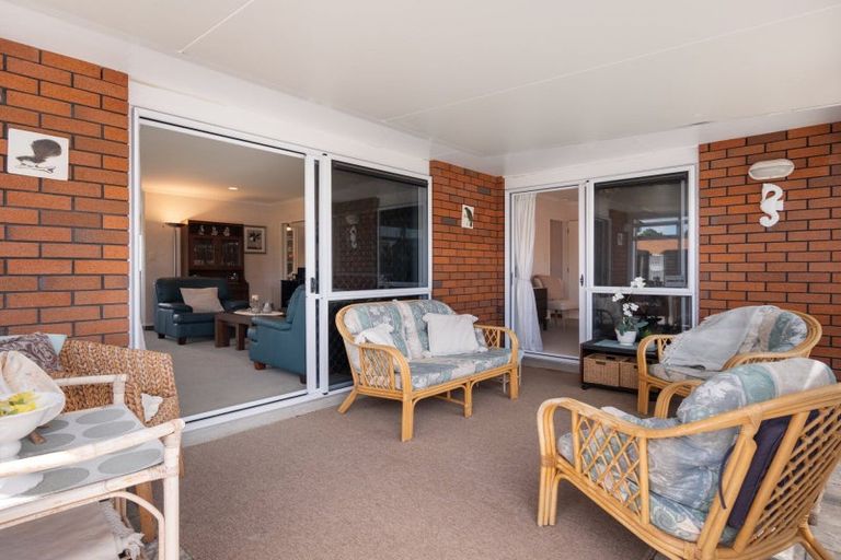 Photo of property in 6 Laburnum Glen, Mount Maunganui, 3116