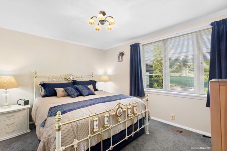 Photo of property in 337 Stokes Valley Road, Stokes Valley, Lower Hutt, 5019