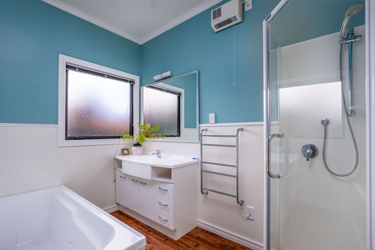 Photo of property in 6 Spruce Close, Alexandra, 9320