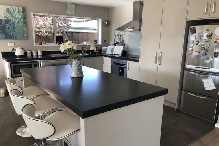 Photo of property in 16 Hakatere Road, Pegasus, 7612