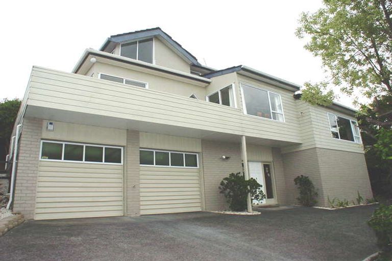 Photo of property in 7a Wilding Avenue, Northcote Point, Auckland, 0627