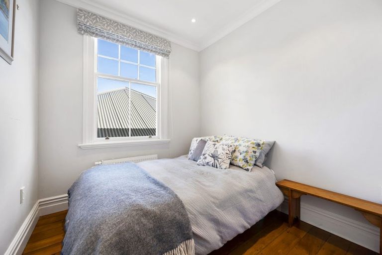 Photo of property in 58 Hawker Street, Mount Victoria, Wellington, 6011