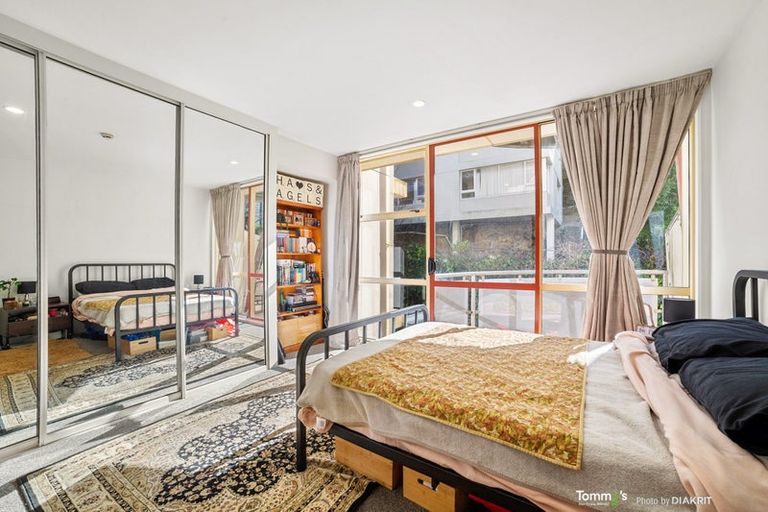Photo of property in Sirocco Apartments, 607/8 Church Street, Wellington Central, Wellington, 6011