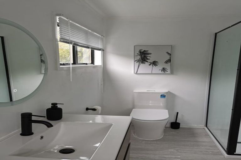 Photo of property in 16 Shelly Beach Road, Shelly Beach, Helensville, 0874