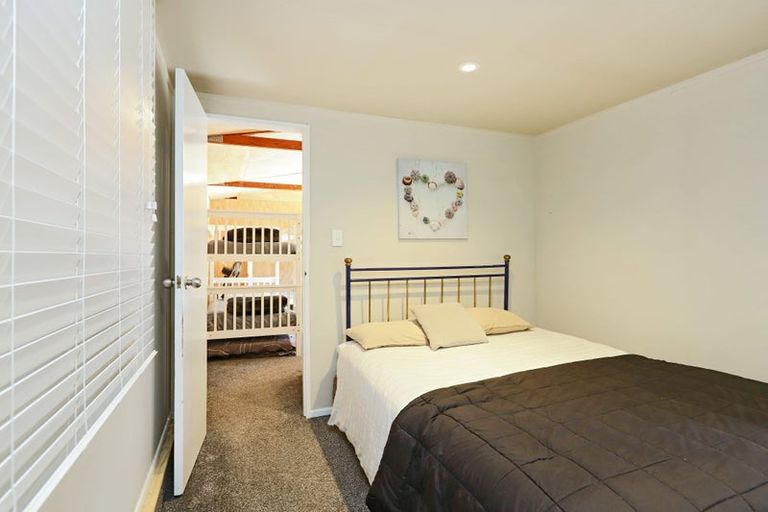 Photo of property in 30 Gillies Crescent, Waimarama, 4294