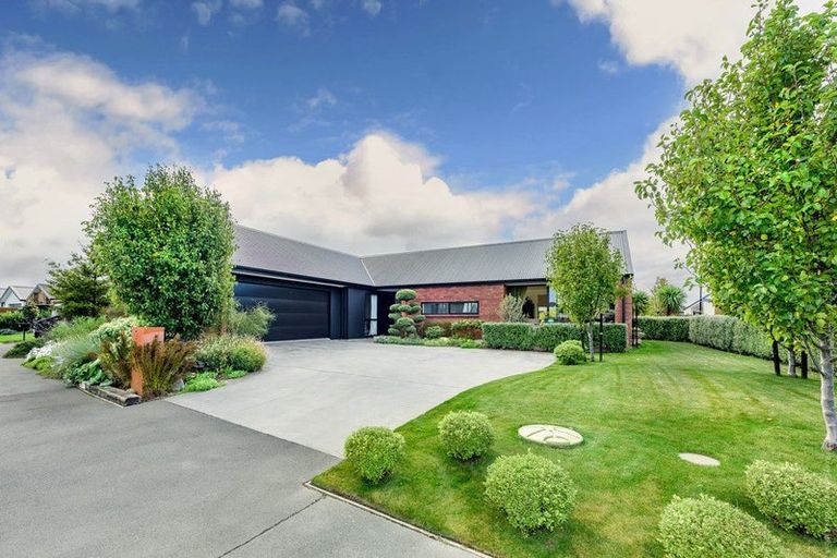 Photo of property in 13 Collier Drive, Halswell, Christchurch, 8025