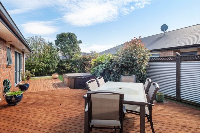 Photo of property in 1 Kasey Josh Place, Katikati, 3129