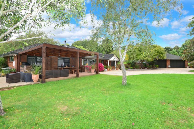 Photo of property in 447 Ahuroa Road, Puhoi, Warkworth, 0994