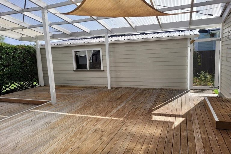 Photo of property in 12 Garrison Street, Carterton, 5713