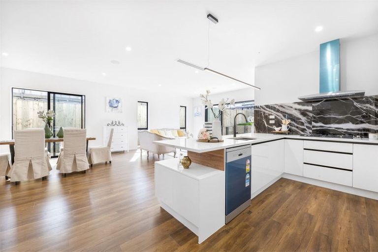 Photo of property in 25 Greenan Drive, Flat Bush, Auckland, 2019