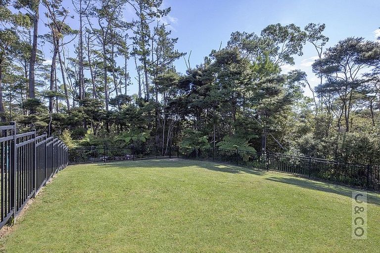 Photo of property in 22c Sunnyvale Road, Swanson, Auckland, 0614