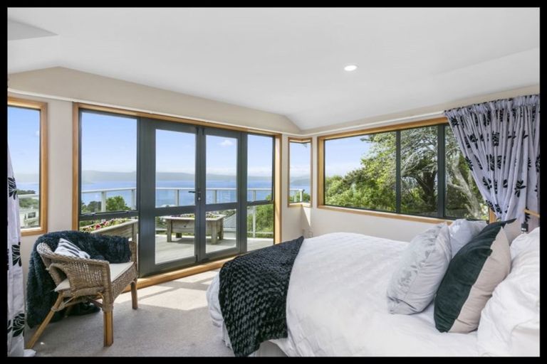 Photo of property in 15a Waru Street, Khandallah, Wellington, 6035