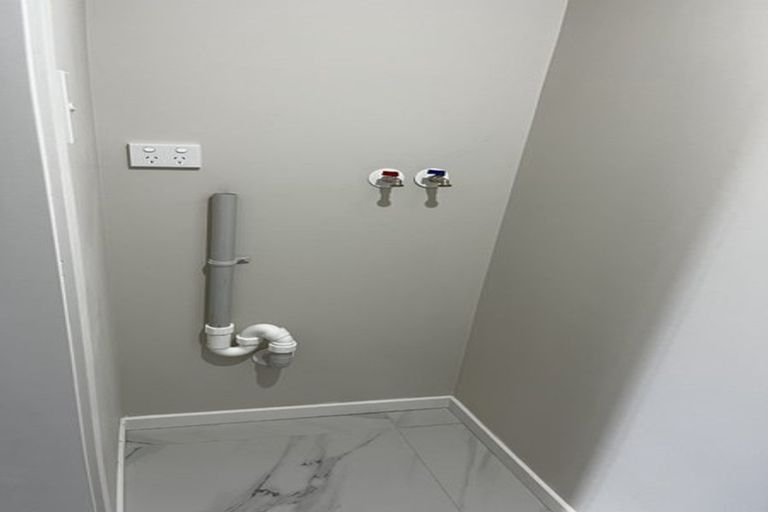 Photo of property in 1/28 Colum Place, Bucklands Beach, Auckland, 2014