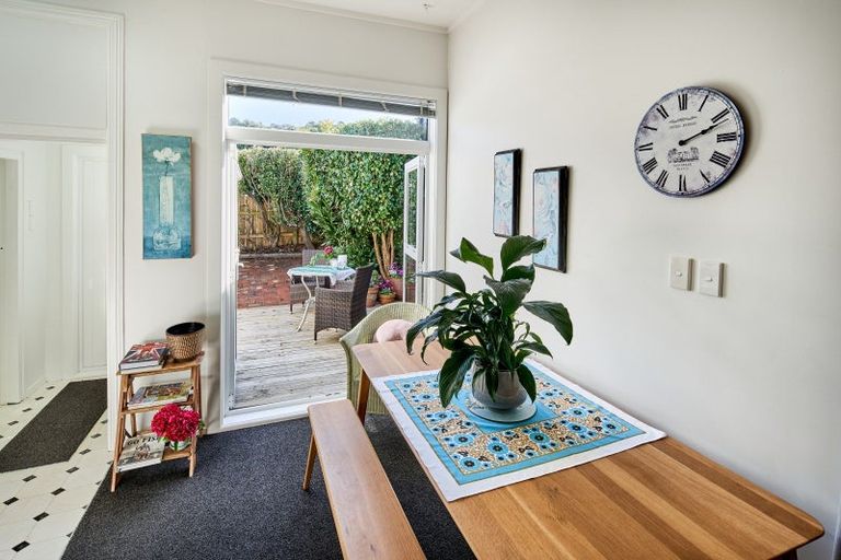 Photo of property in 28 Stanley Street, Berhampore, Wellington, 6023