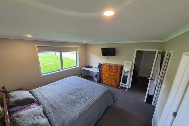 Photo of property in 112 Helenslee Road, Pokeno, 2472