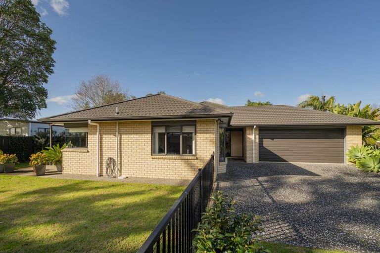 Photo of property in 11 Cobham Lane, Whitianga, 3510