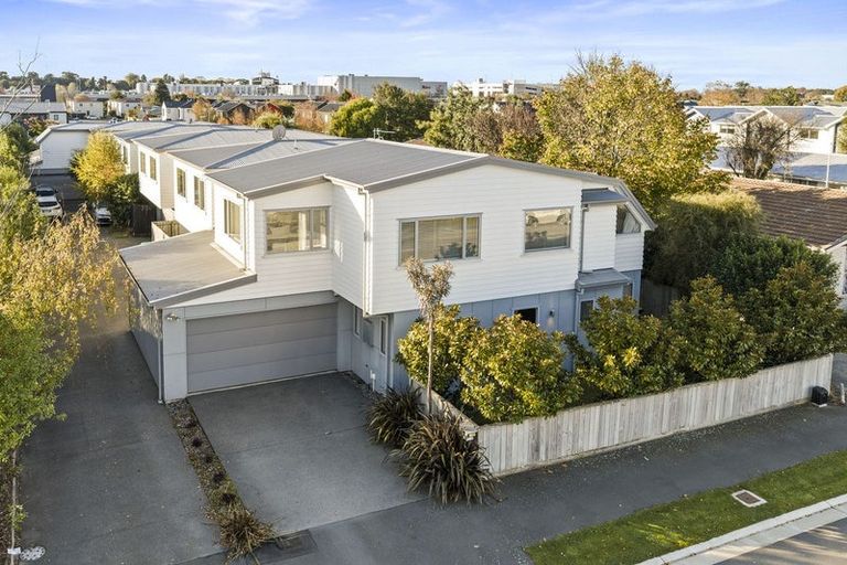 Photo of property in 70a Elizabeth Street, Riccarton, Christchurch, 8041