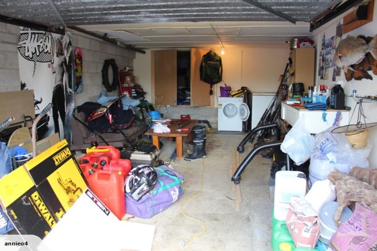 Photo of property in 1/4 Margaret Place, Milford, Auckland, 0620