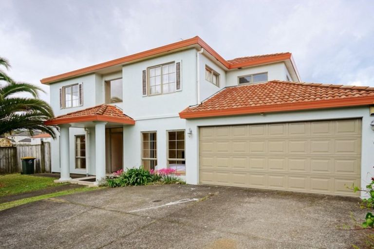 Photo of property in 118 Hugh Green Drive, Pinehill, Auckland, 0632