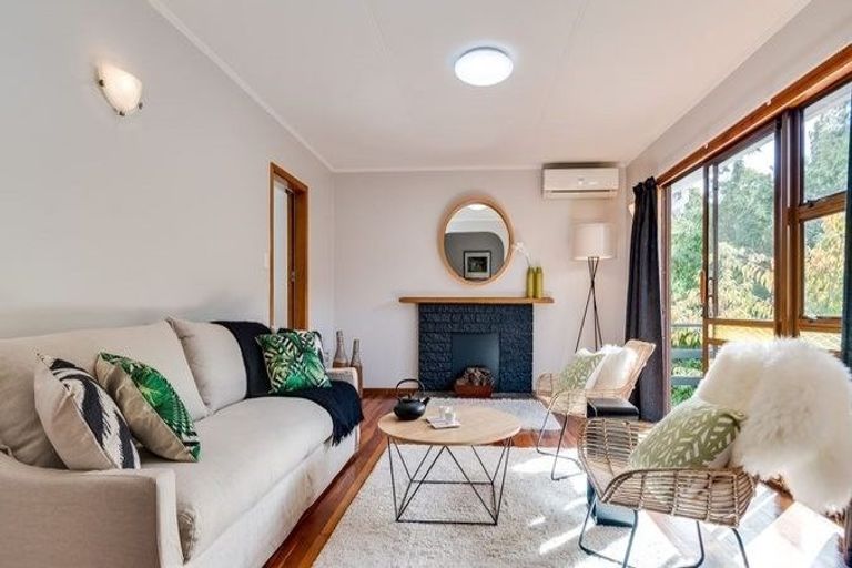 Photo of property in 82 Greenwood Road, Havelock North, 4130