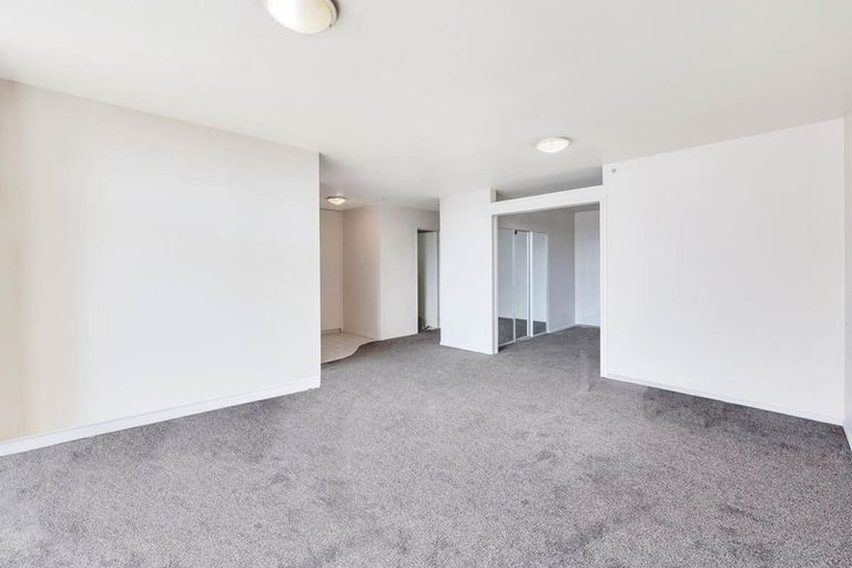 Photo of property in Cintra Apartments, 17h/3 Whitaker Place, Grafton, Auckland, 1010