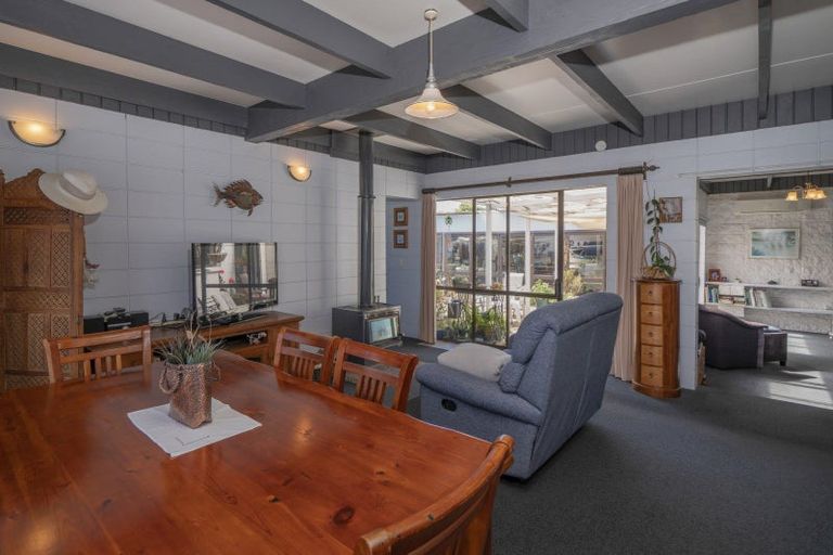 Photo of property in 58 Cook Drive, Whitianga, 3510