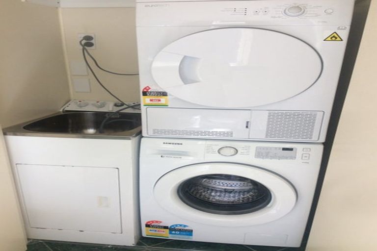 Photo of property in 113 Cashmere Avenue, Khandallah, Wellington, 6035