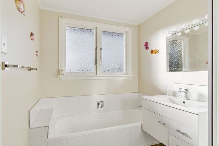 Photo of property in 20 King Street, Waimate, 7924