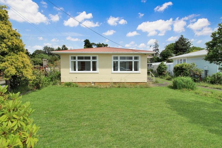 Photo of property in 6 Maunder Street, Marton, 4710