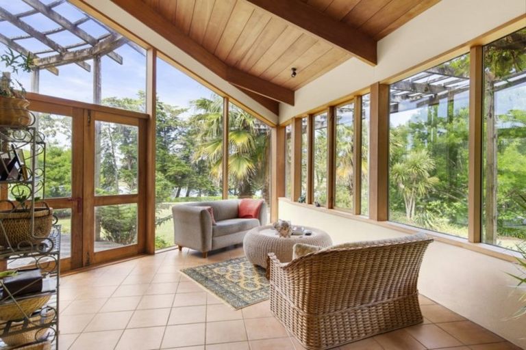 Photo of property in 112 Potts Road, Whitford, Howick, 2571