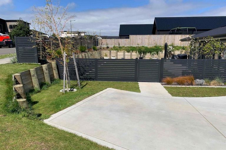 Photo of property in 4 Edenmore Terrace, Fitzherbert, Palmerston North, 4410