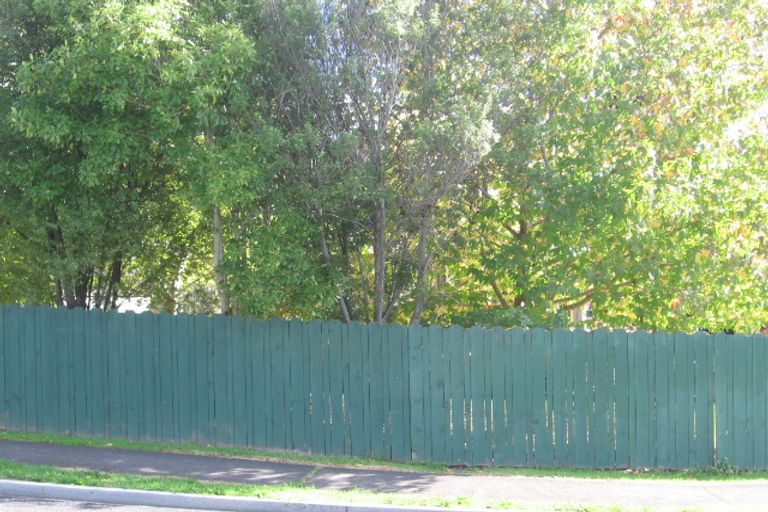 Photo of property in 334 Glengarry Road, Glen Eden, Auckland, 0602