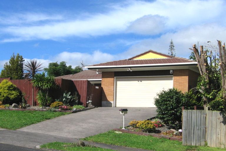 Photo of property in 7 Mander Place, Bucklands Beach, Auckland, 2012