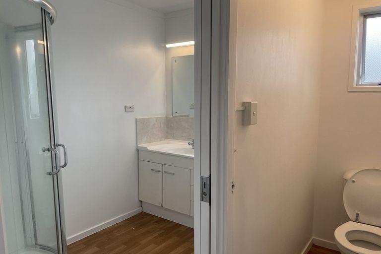 Photo of property in 15 Reelick Avenue, Pakuranga Heights, Auckland, 2010