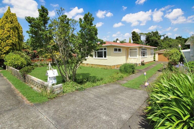 Photo of property in 6 Maunder Street, Marton, 4710