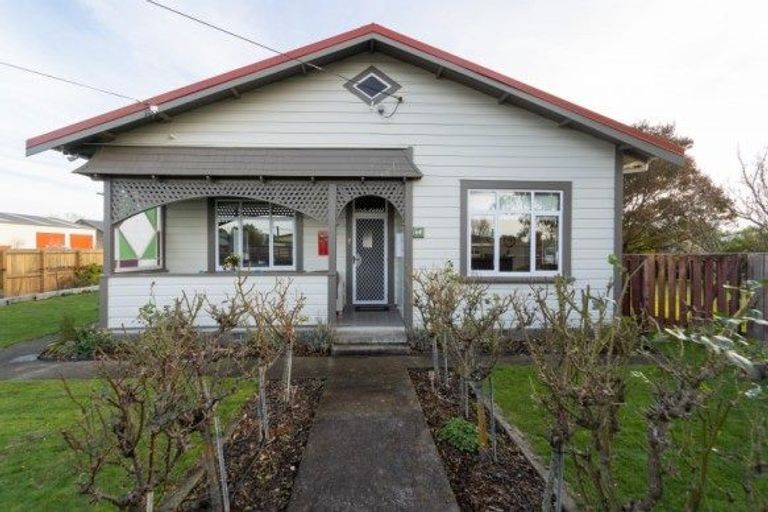 Photo of property in 46 Cologne Street, Martinborough, 5711