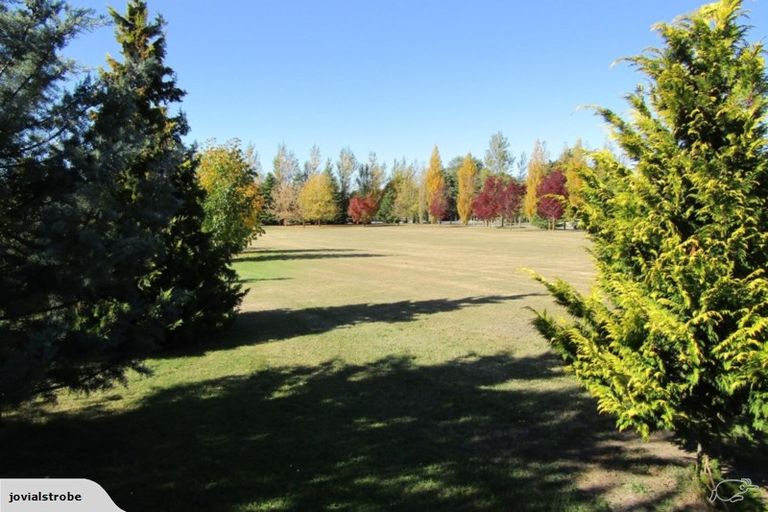 Photo of property in 2 Joshua Place, Rangatira Park, Taupo, 3330