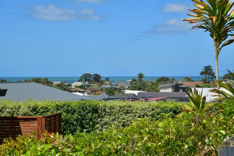 Photo of property in 52b Bay Street, Red Beach, 0932