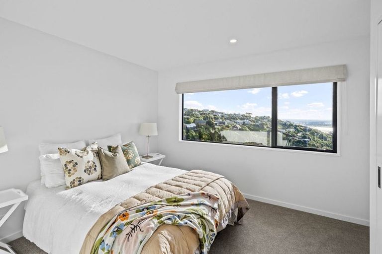 Photo of property in 13 Saint Remy Lane, Redcliffs, Christchurch, 8081