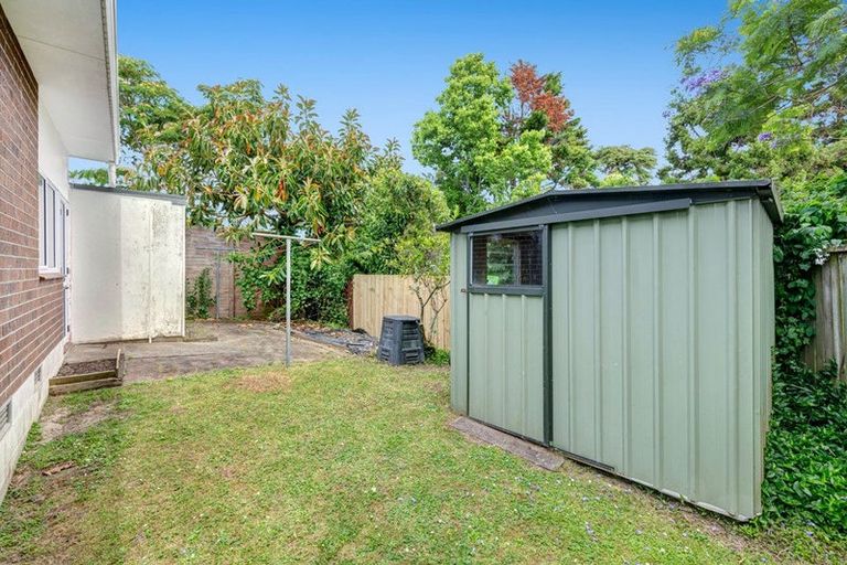 Photo of property in 2/24a Wolsley Avenue, Milford, Auckland, 0620