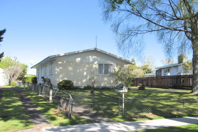 Photo of property in 13 Rangipoia Place, Turangi, 3334
