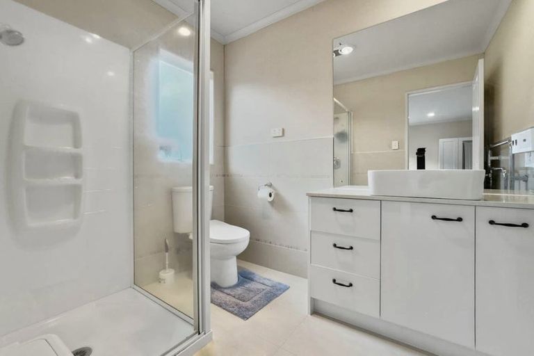 Photo of property in 10 Mission Heights Drive, Flat Bush, Auckland, 2016