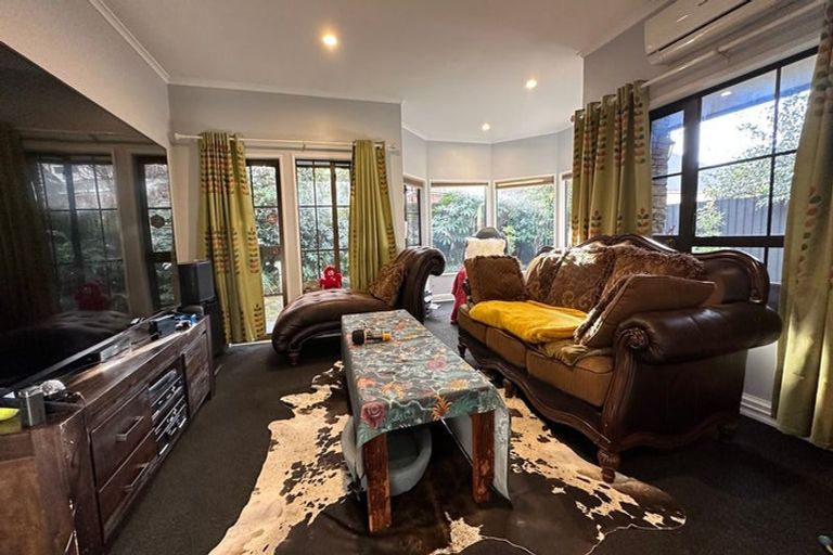 Photo of property in 125 Grahams Road, Burnside, Christchurch, 8053