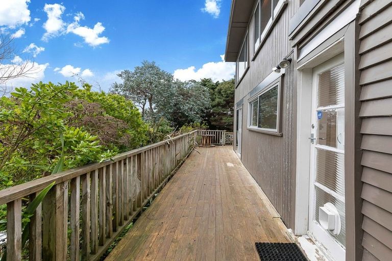 Photo of property in 14 Grays Road, Plimmerton, Porirua, 5026