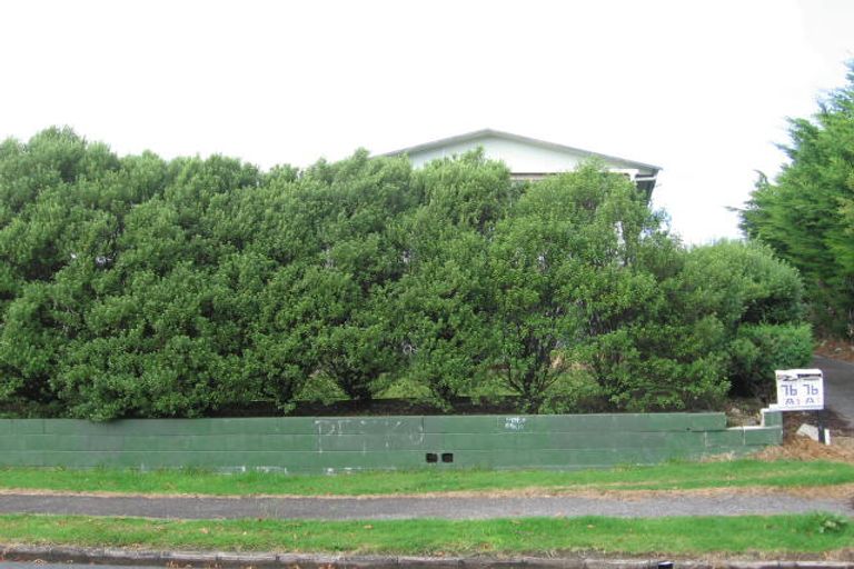 Photo of property in 76a Woodglen Road, Glen Eden, Auckland, 0602